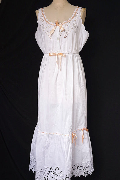 アンティークワンピース　vêtement antique .FR a l'epoque