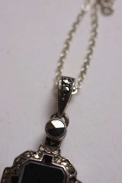 アンティークペンダント　collier antique .FR a l'epoque