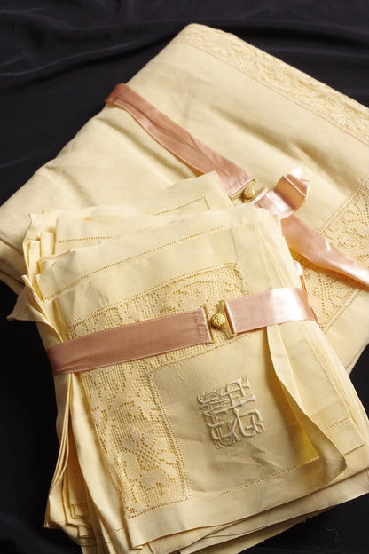 アンティークテーブルウェア　antique nappe lot .FR a l'epoque