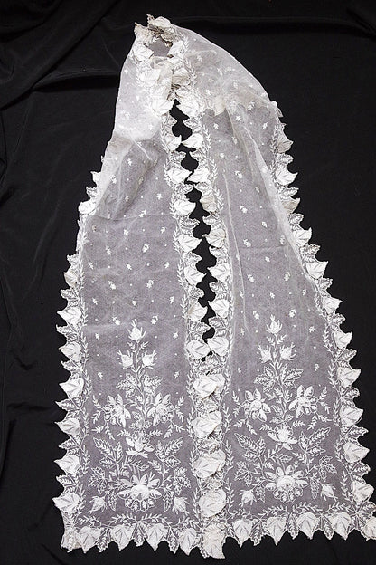 アンティークレース　dentelle ancienne タイ .FR a l'epoque