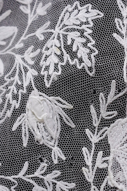 アンティークレース　dentelle ancienne タイ .FR a l'epoque