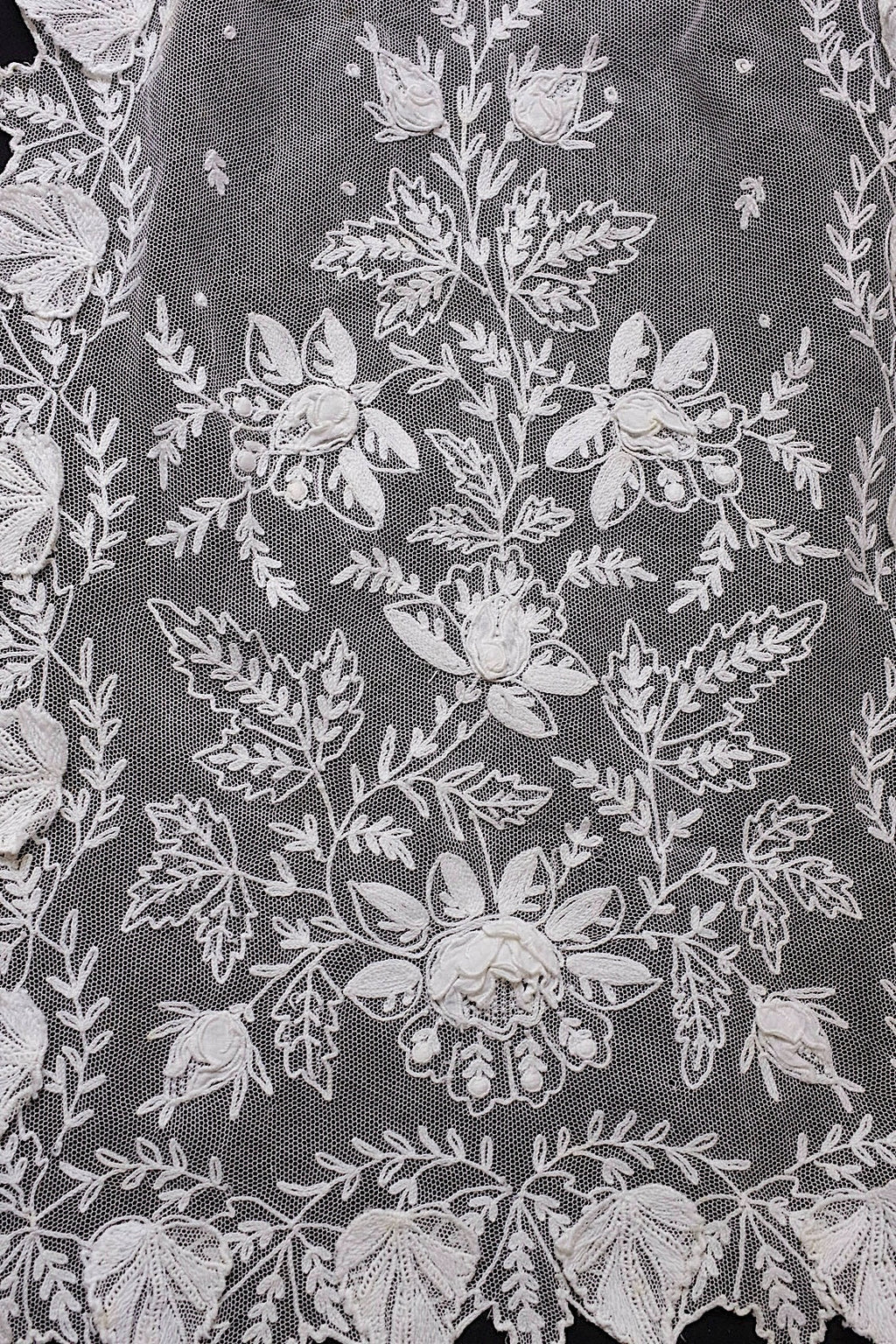 アンティークレース　dentelle ancienne タイ .FR a l'epoque