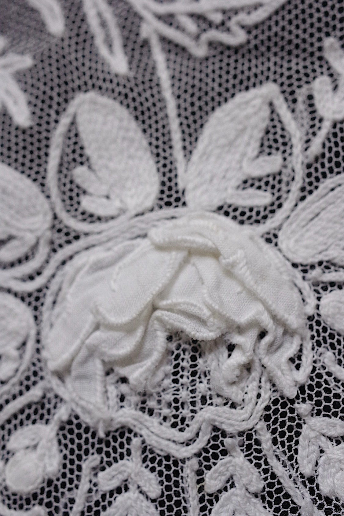 アンティークレース　dentelle ancienne タイ .FR a l'epoque