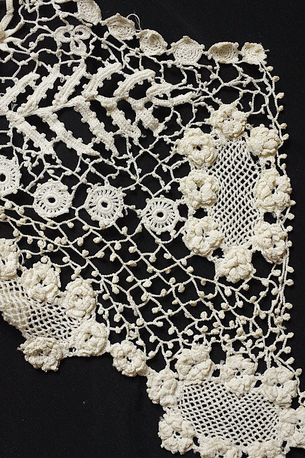 アンティークレース　dentelle ancienne クロシェ襟 .FR a l'epoque