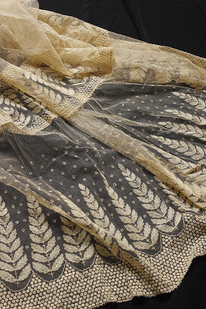 アンティークレース　dentelle ancienne スカート生地　ハギレ1 .FR a l'epoque