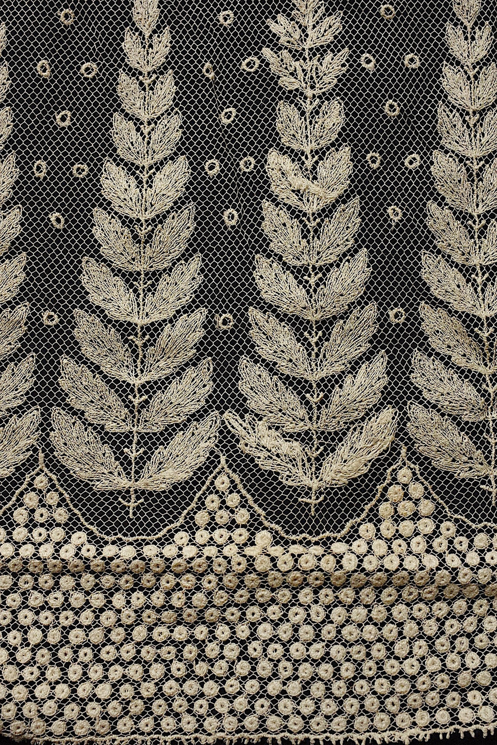 アンティークレース　dentelle ancienne スカート生地　ハギレ1 .FR a l'epoque