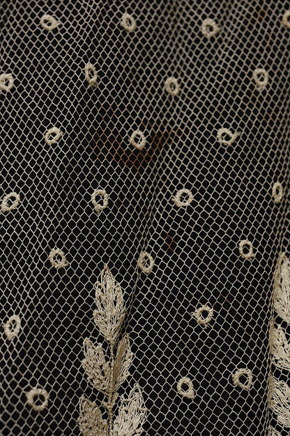 アンティークレース　dentelle ancienne スカート生地　ハギレ1 .FR a l'epoque