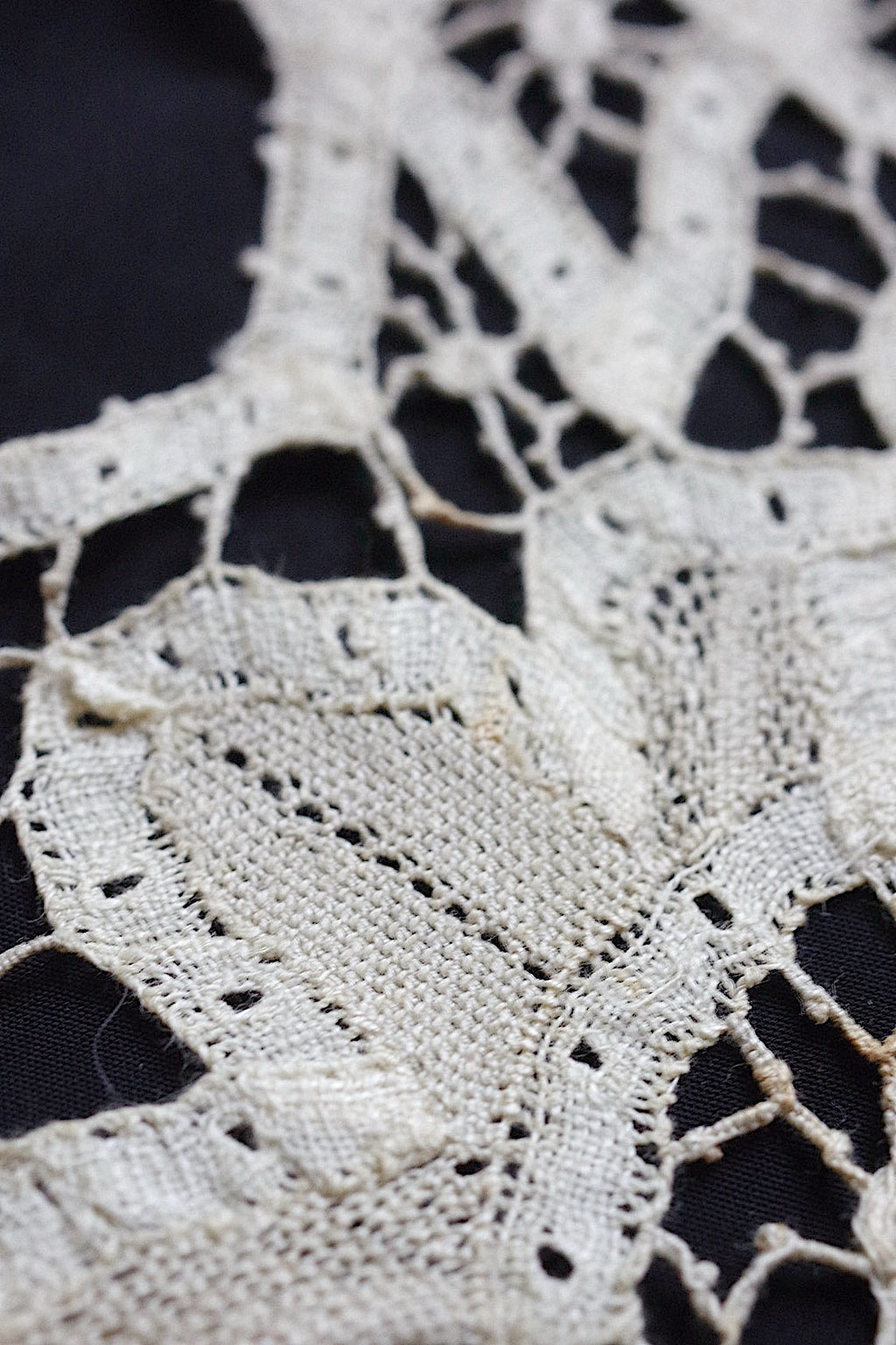 アンティークレース　dentelle ancienne 460cm .FR a l'epoque