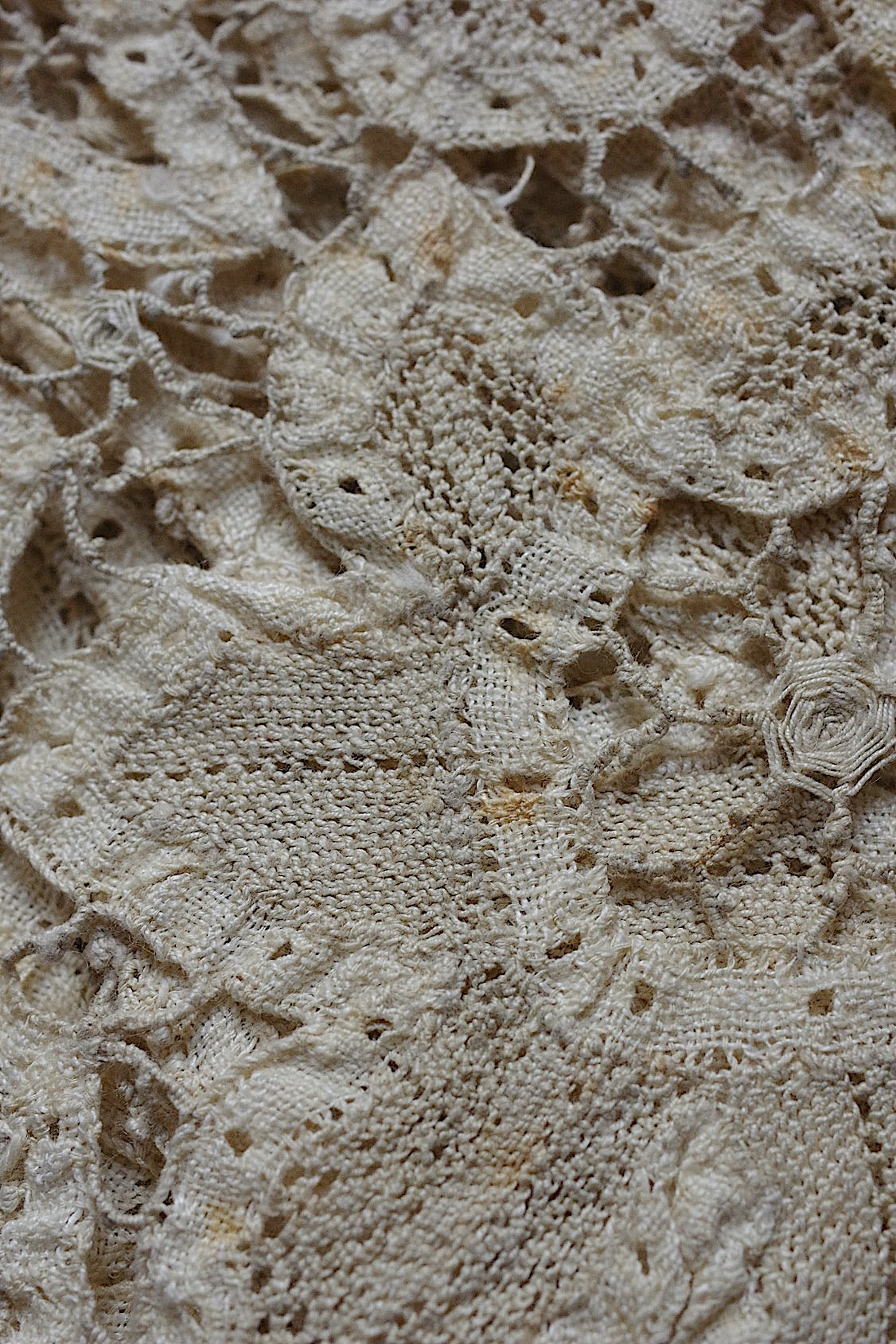 アンティークレース　dentelle ancienne 460cm .FR a l'epoque