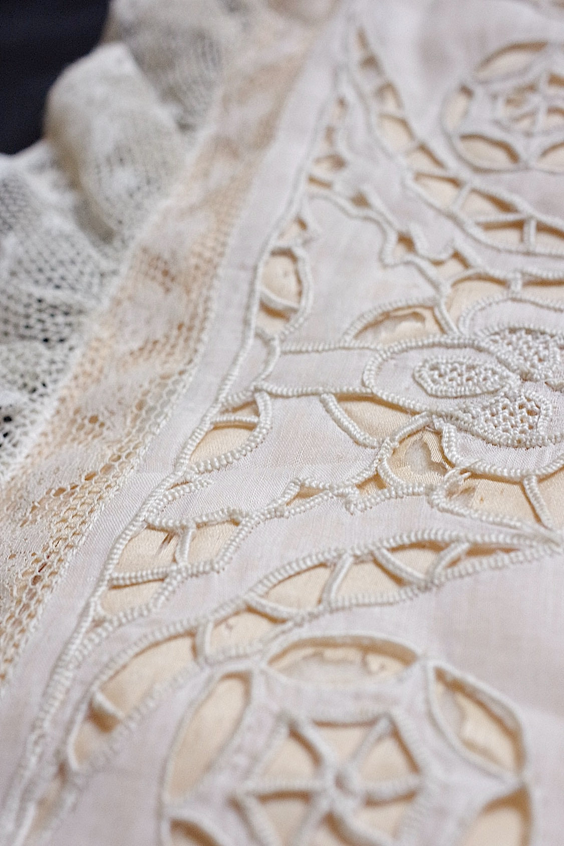 アンティークレース　dentelle ancienne クッション .FR a l'epoque