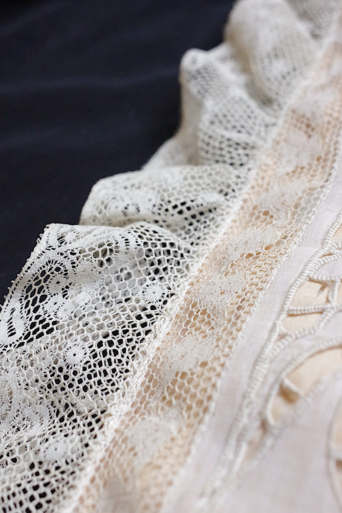 アンティークレース　dentelle ancienne クッション .FR a l'epoque