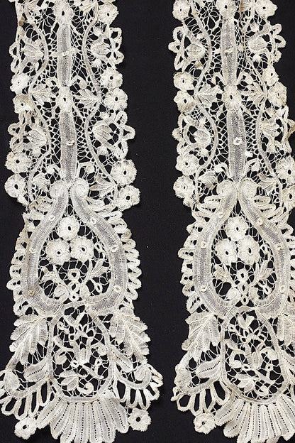 アンティークレース　dentelle ancienne タイ＋モチーフ .FR a l'epoque