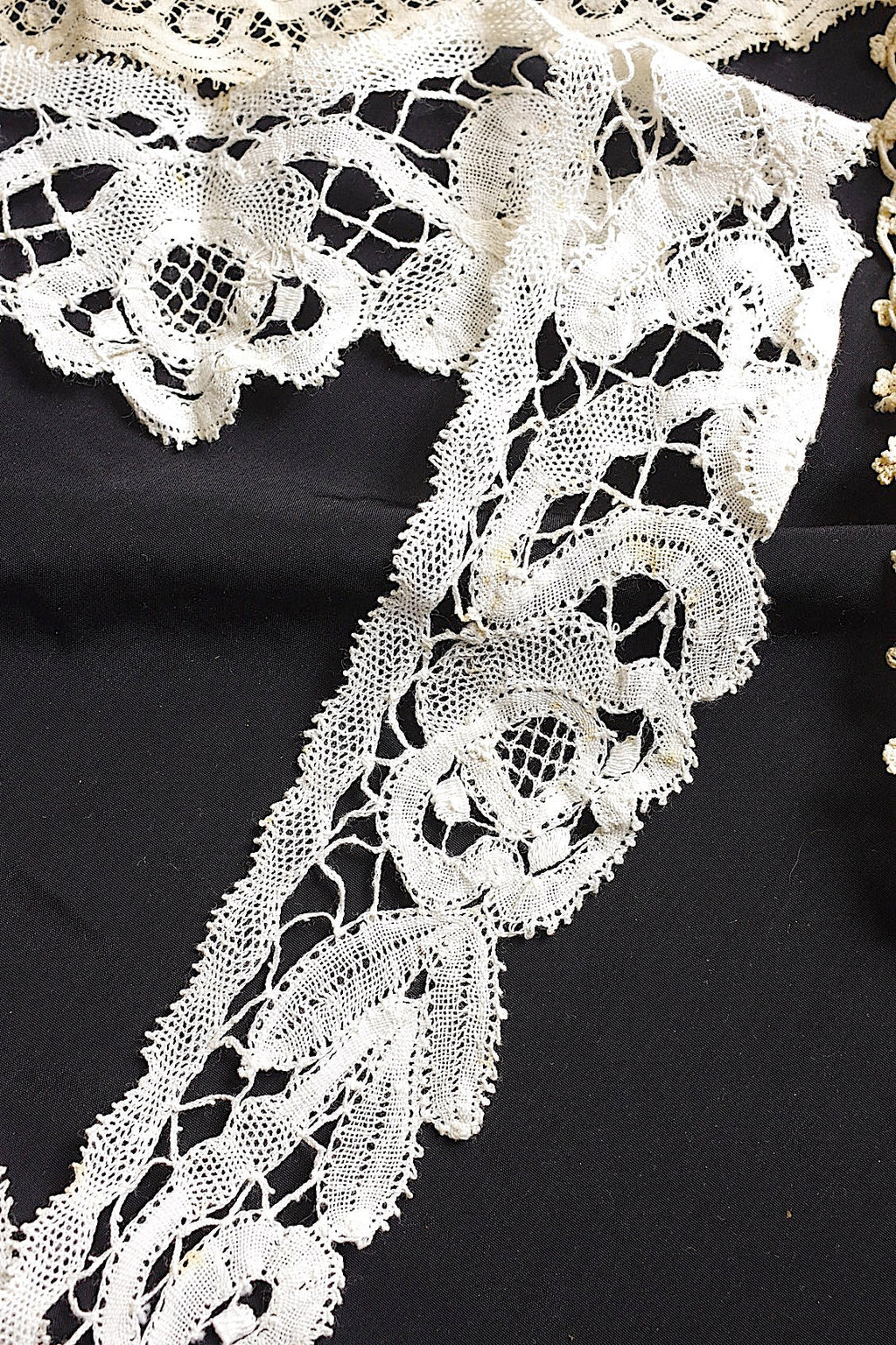 アンティークレース　dentelle ancienne 素材用lots2 .FR a l'epoque