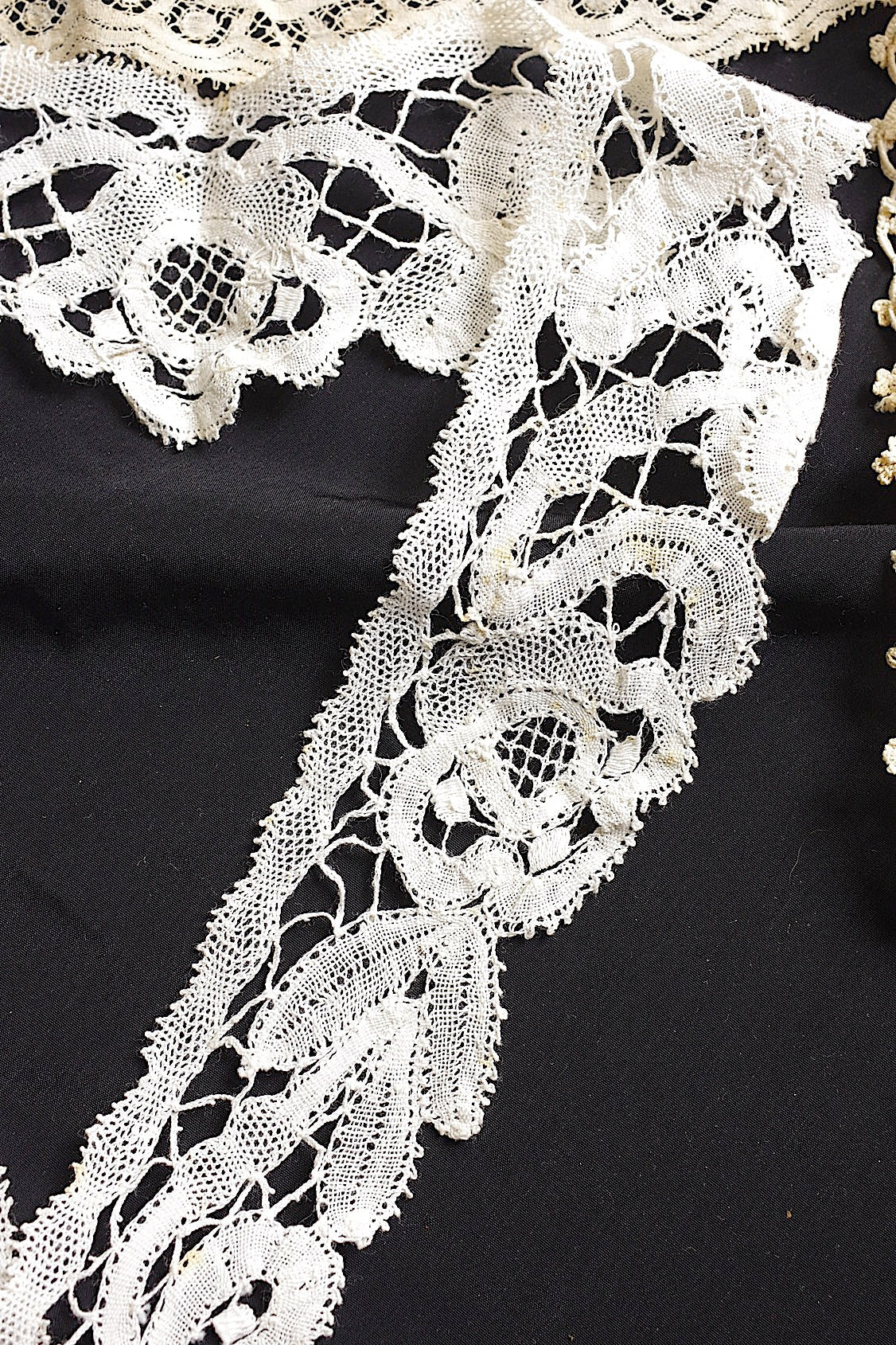 アンティークレース　dentelle ancienne 素材用lots2 .FR a l'epoque