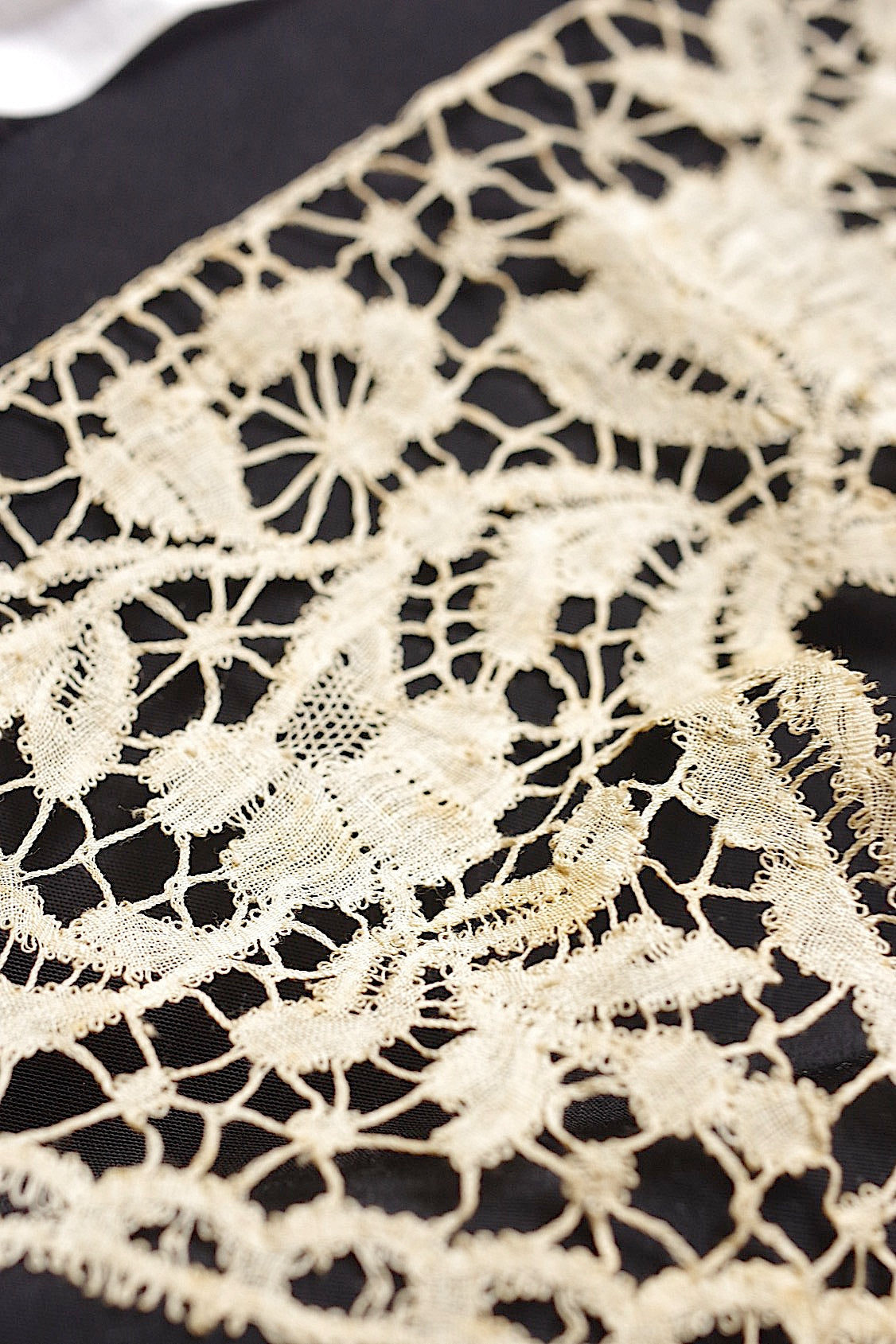 アンティークレース　dentelle ancienne 素材用lots2 .FR a l'epoque
