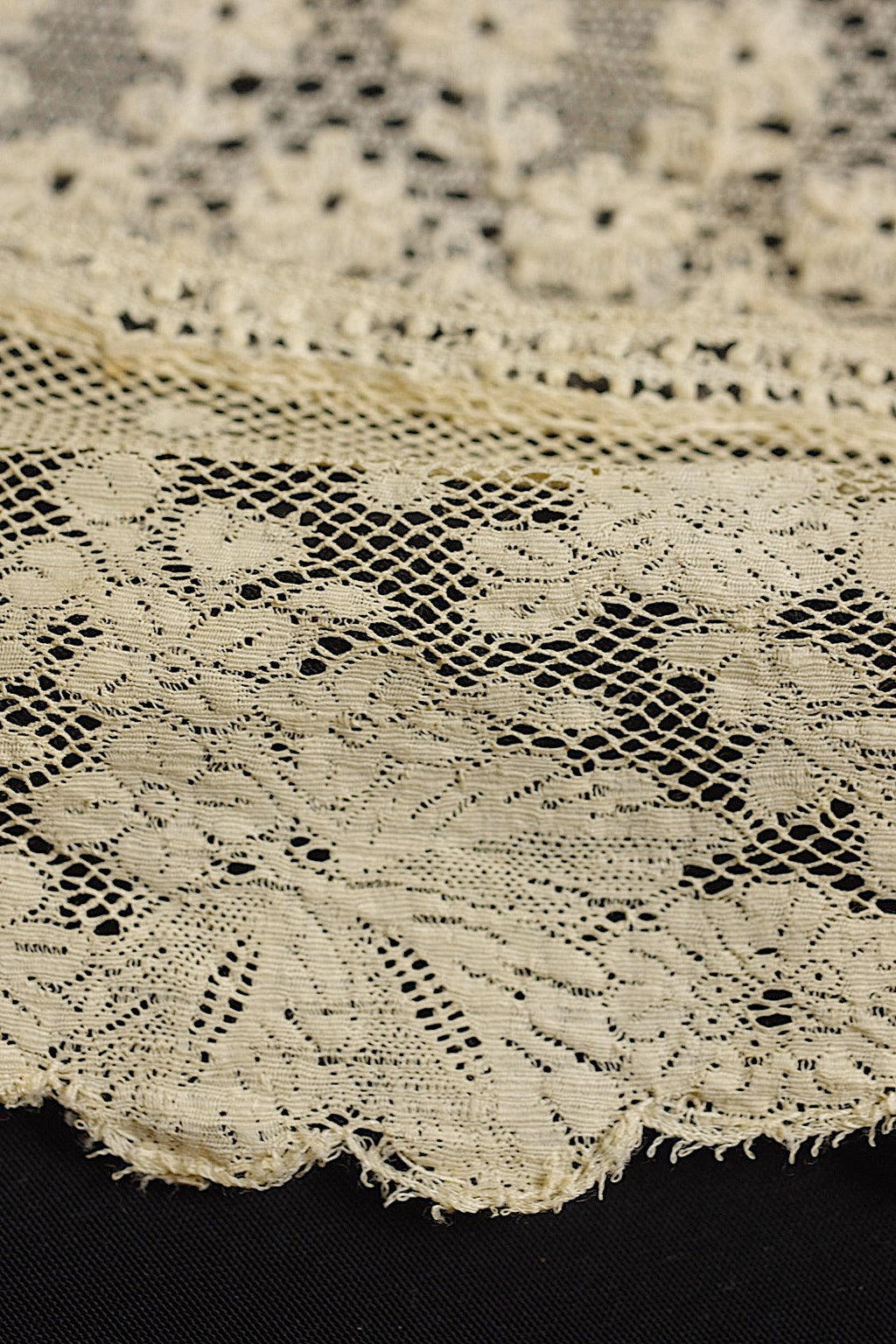 アンティークレース　dentelle ancienne 素材用lots3 .FR a l'epoque