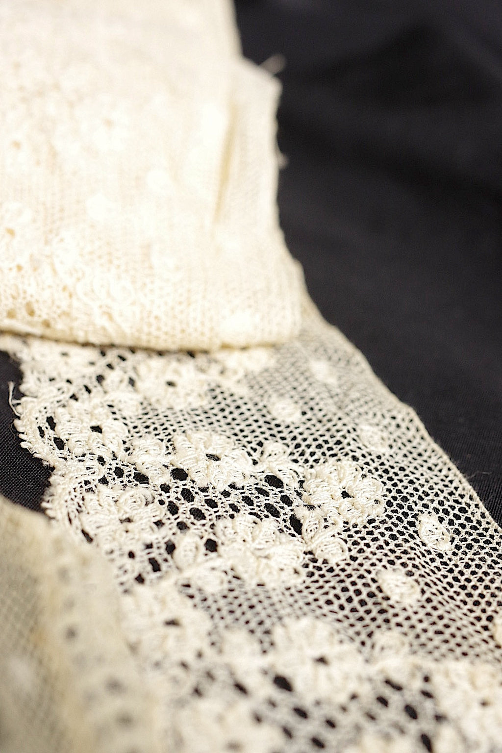 アンティークレース　dentelle ancienne 素材用lots3 .FR a l'epoque