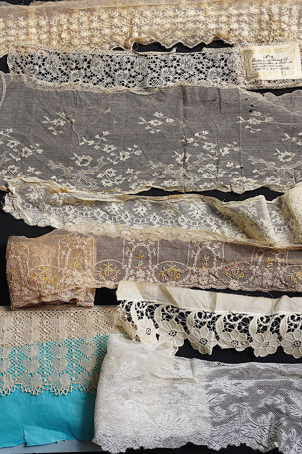 アンティークレース　dentelle ancienne 素材用lots4 .FR a l'epoque
