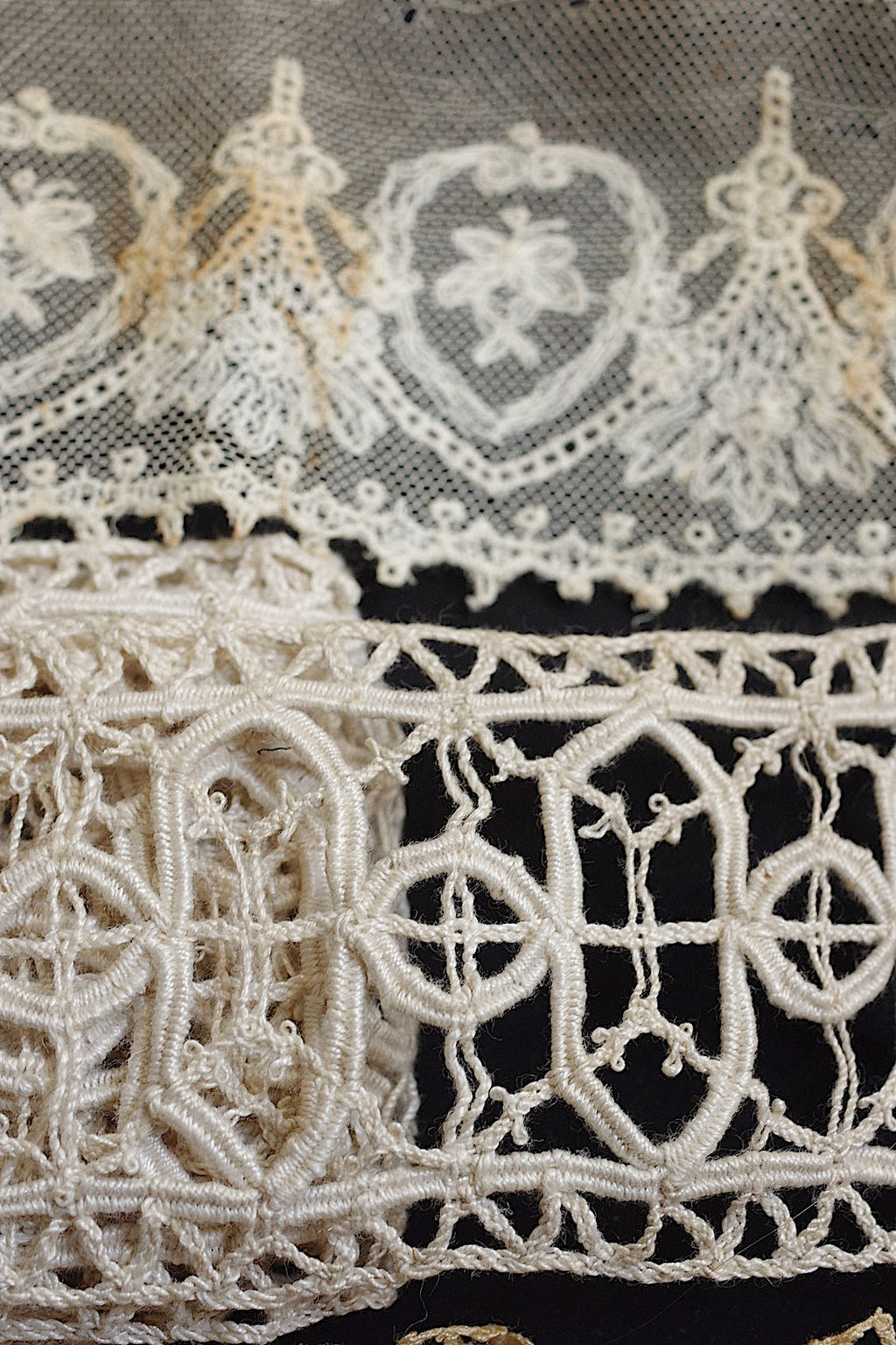 アンティークレース　dentelle ancienne 素材用lots5 .FR a l'epoque