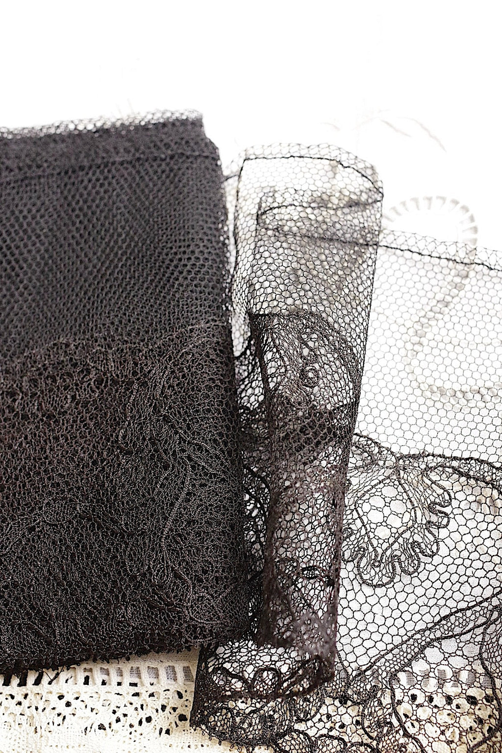 アンティークレース　dentelle ancienne 素材用lots6 .FR a l'epoque