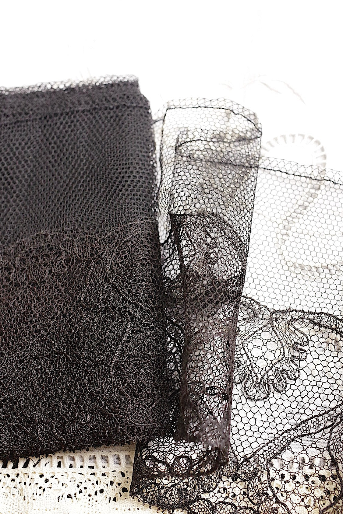 アンティークレース　dentelle ancienne 素材用lots6 .FR a l'epoque