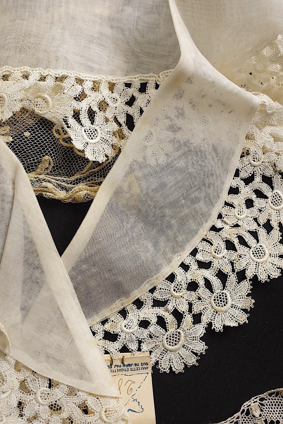 アンティークレース　dentelle ancienne 素材用lots6 .FR a l'epoque
