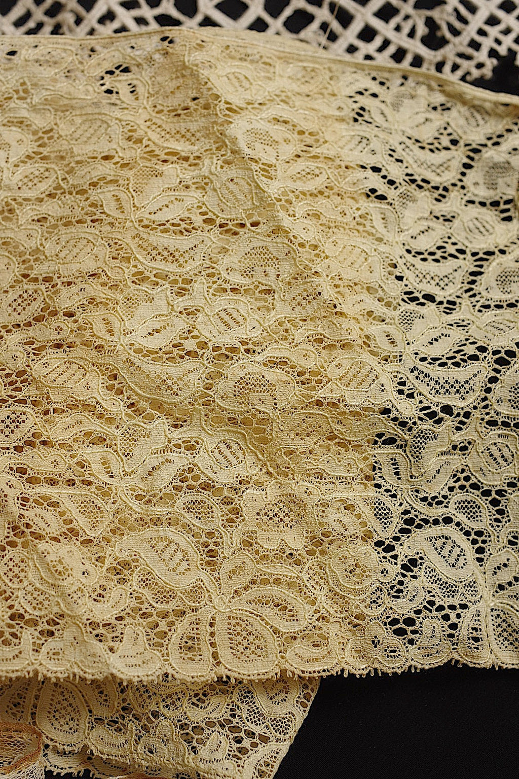 アンティークレース　dentelle ancienne 素材用lots6 .FR a l'epoque