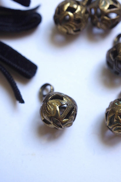 アンティークボタン　boutons antique lots1 .FR a l'epoque