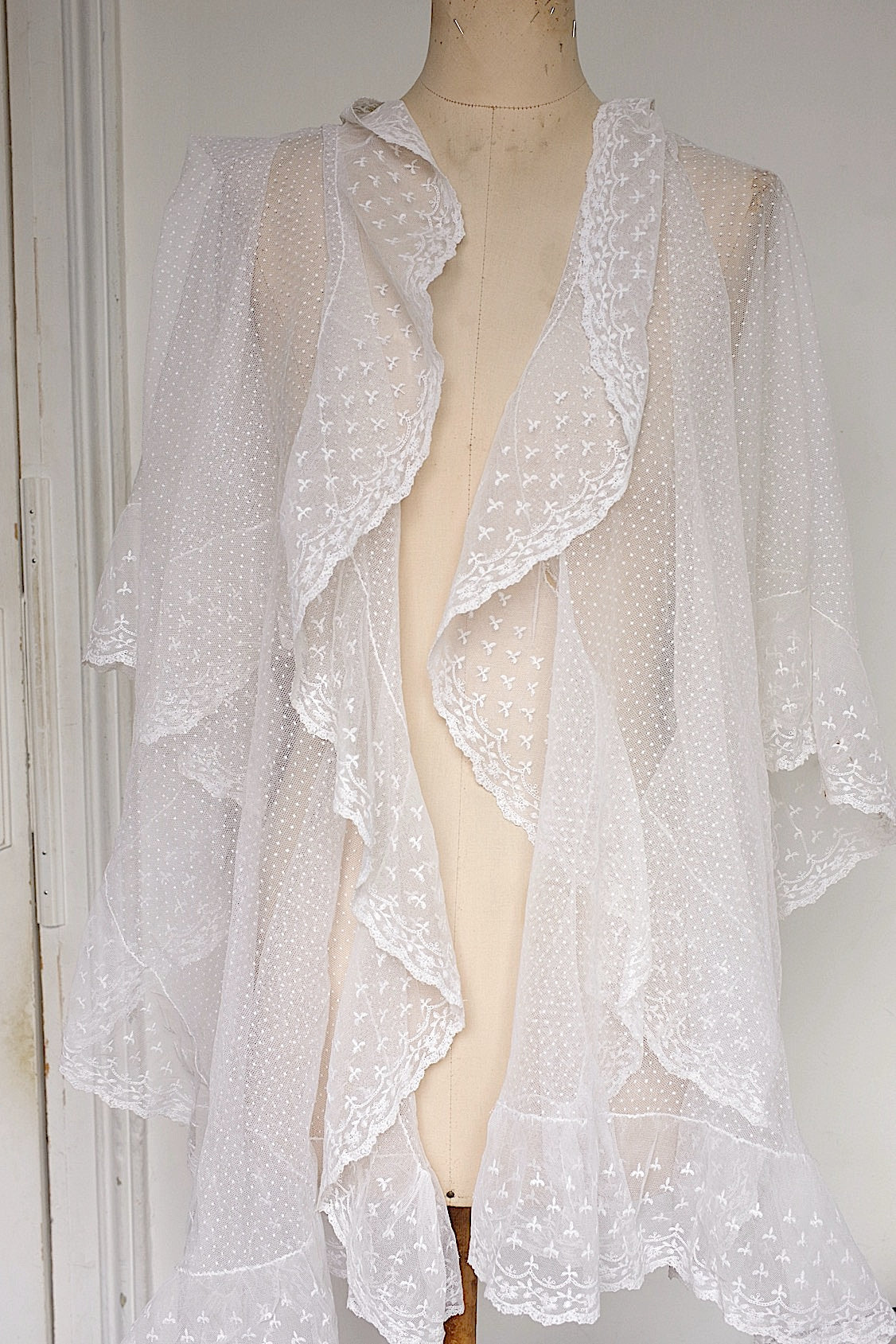 アンティークレース　dentelle ancienne-antique lace ベール .FR a l'epoque