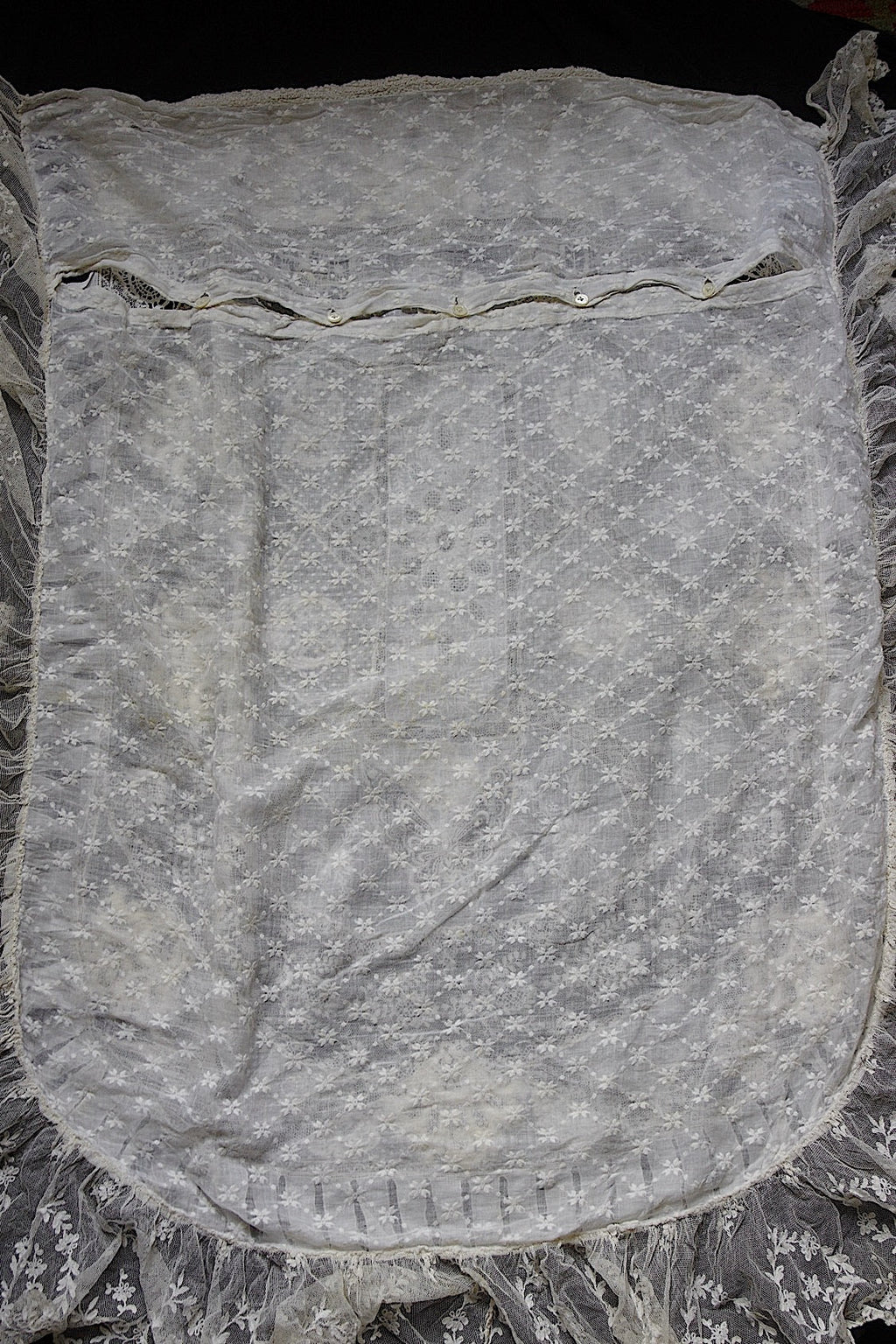 アンティークレース　dentelle ancienne-antique lace 刺繍カバー　素材 .FR a l'epoque