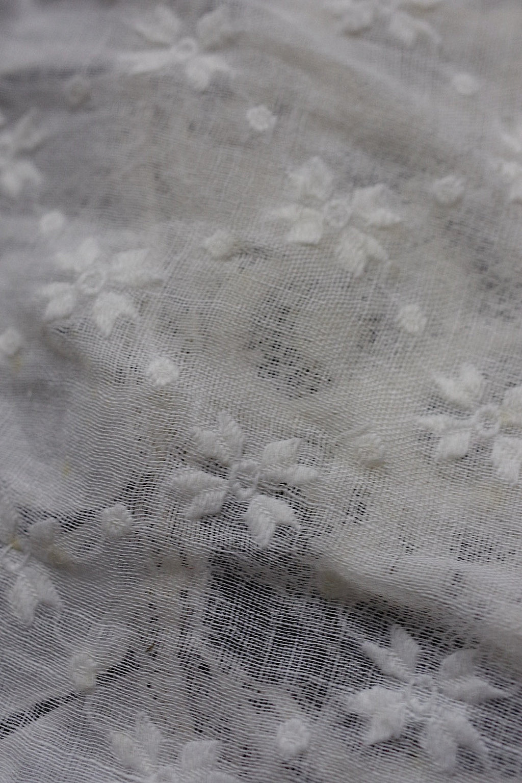 アンティークレース　dentelle ancienne-antique lace 刺繍カバー　素材 .FR a l'epoque