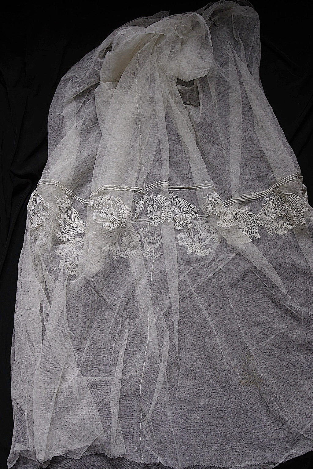 アンティークレース　dentelle ancienne-antique lace チュールレース生地 .FR a l'epoque