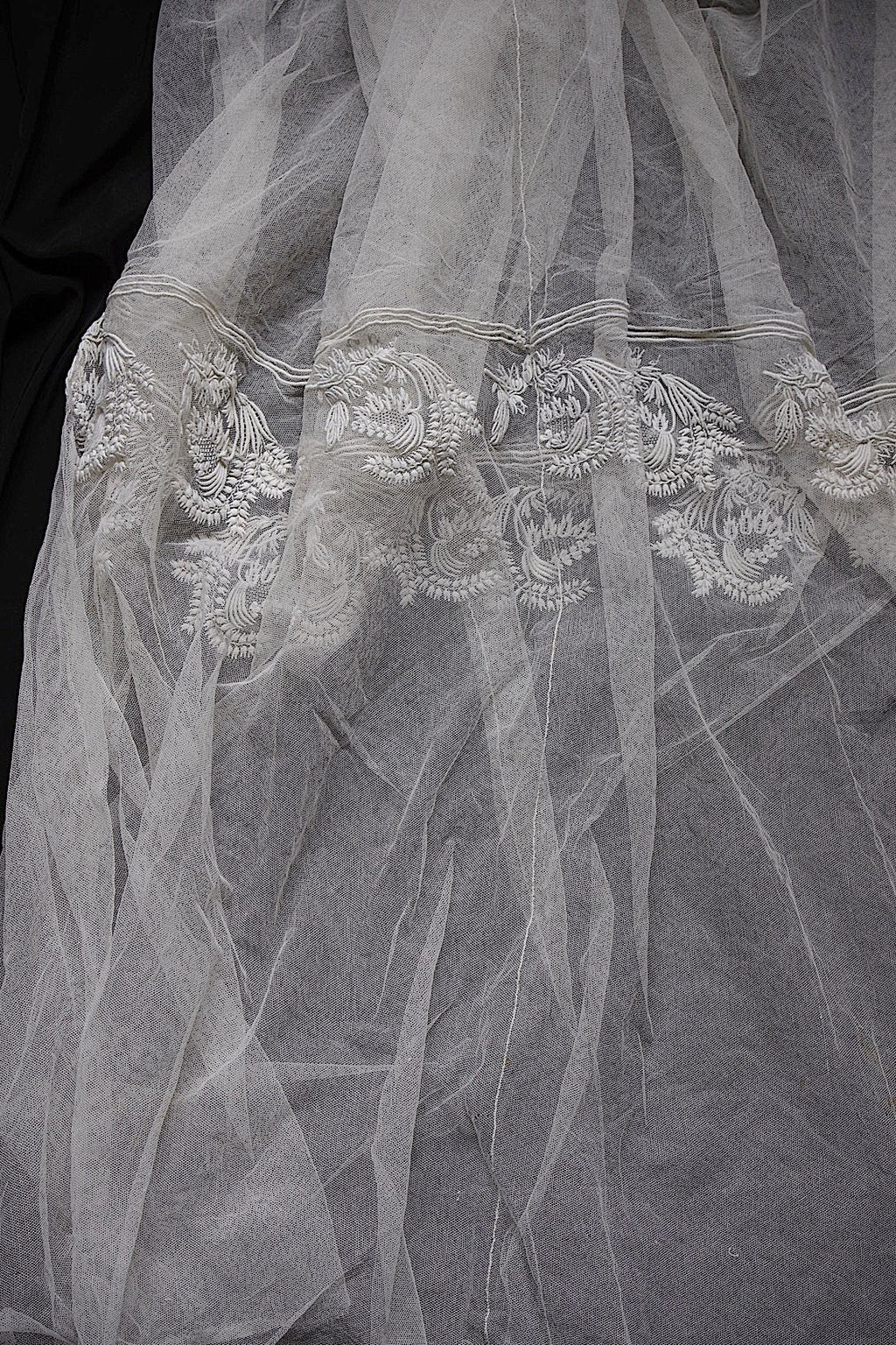 アンティークレース　dentelle ancienne-antique lace チュールレース生地 .FR a l'epoque