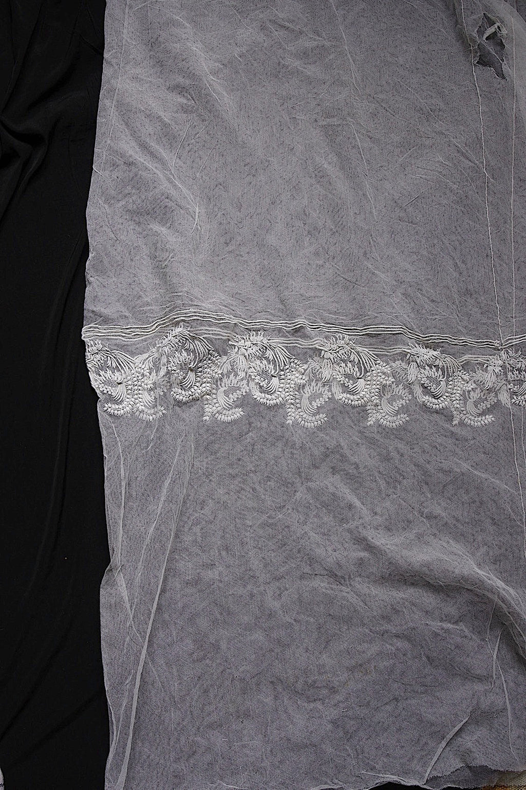アンティークレース　dentelle ancienne-antique lace チュールレース生地 .FR a l'epoque