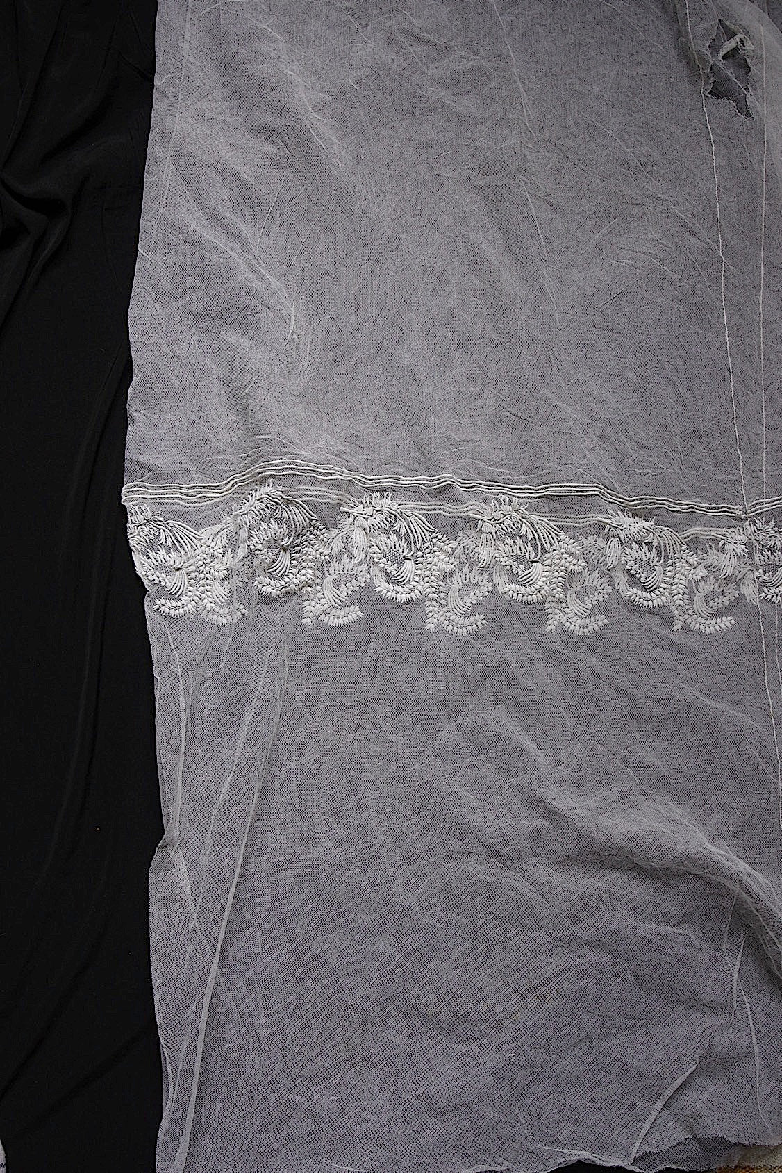 アンティークレース　dentelle ancienne-antique lace チュールレース生地 .FR a l'epoque