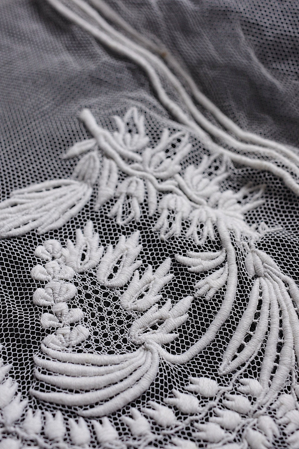 アンティークレース　dentelle ancienne-antique lace チュールレース生地 .FR a l'epoque