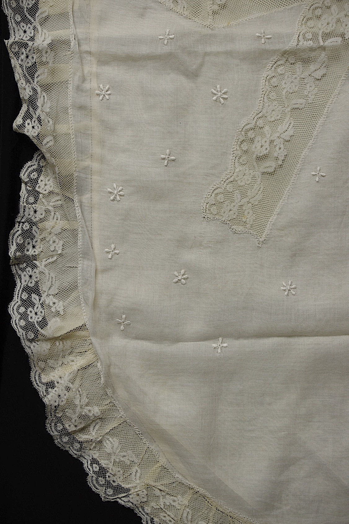アンティークレース　dentelle ancienne-antique lace クッションカバー .FR a l'epoque