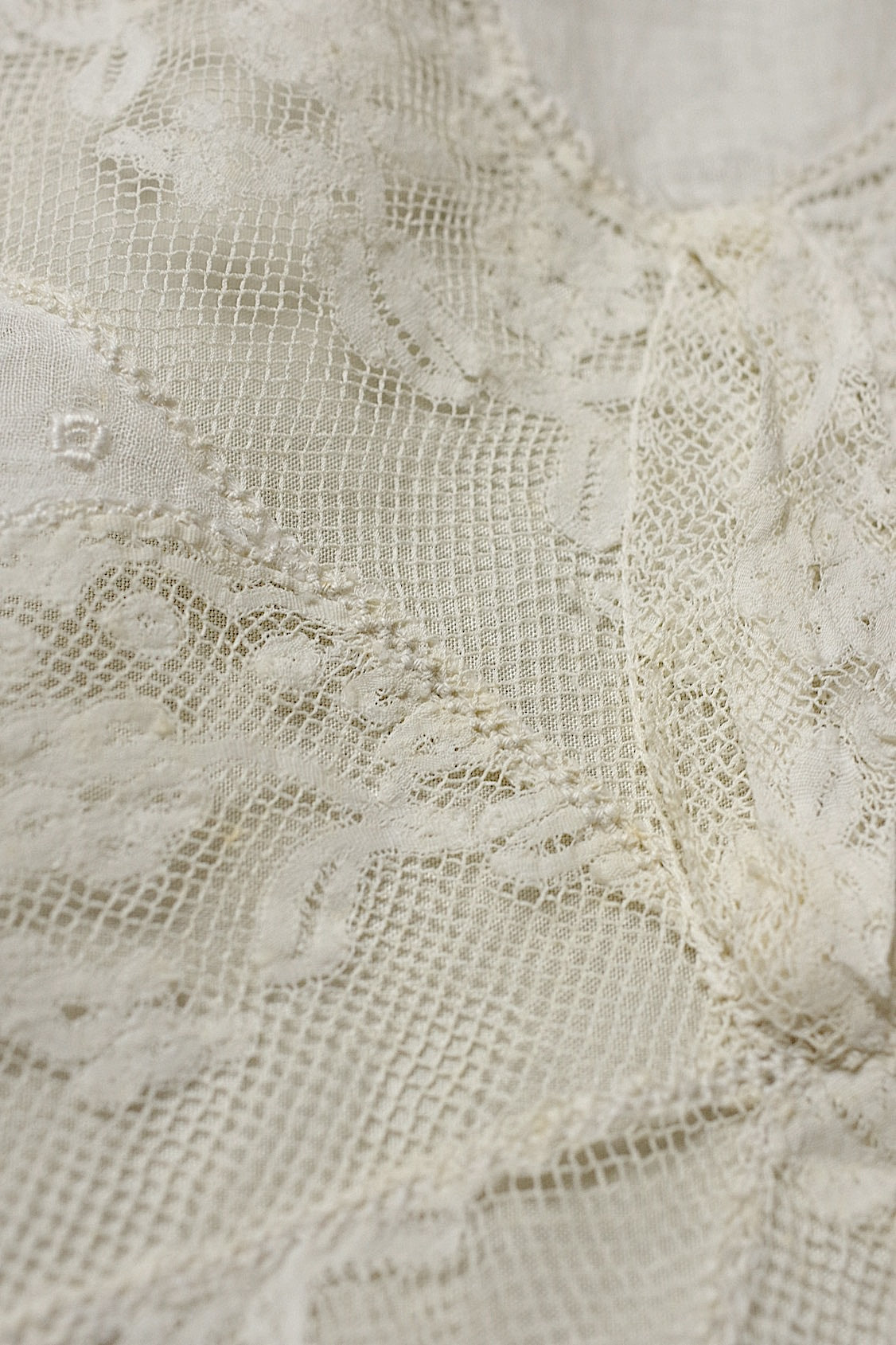 アンティークレース　dentelle ancienne-antique lace クッションカバー .FR a l'epoque