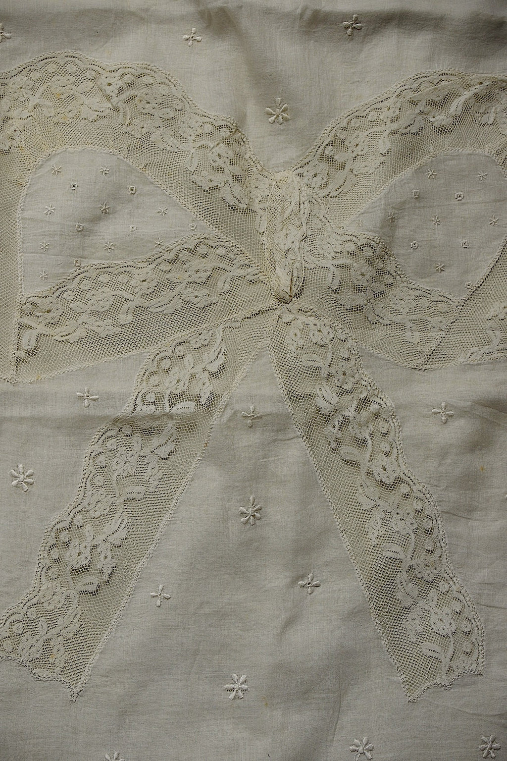 アンティークレース　dentelle ancienne-antique lace クッションカバー .FR a l'epoque