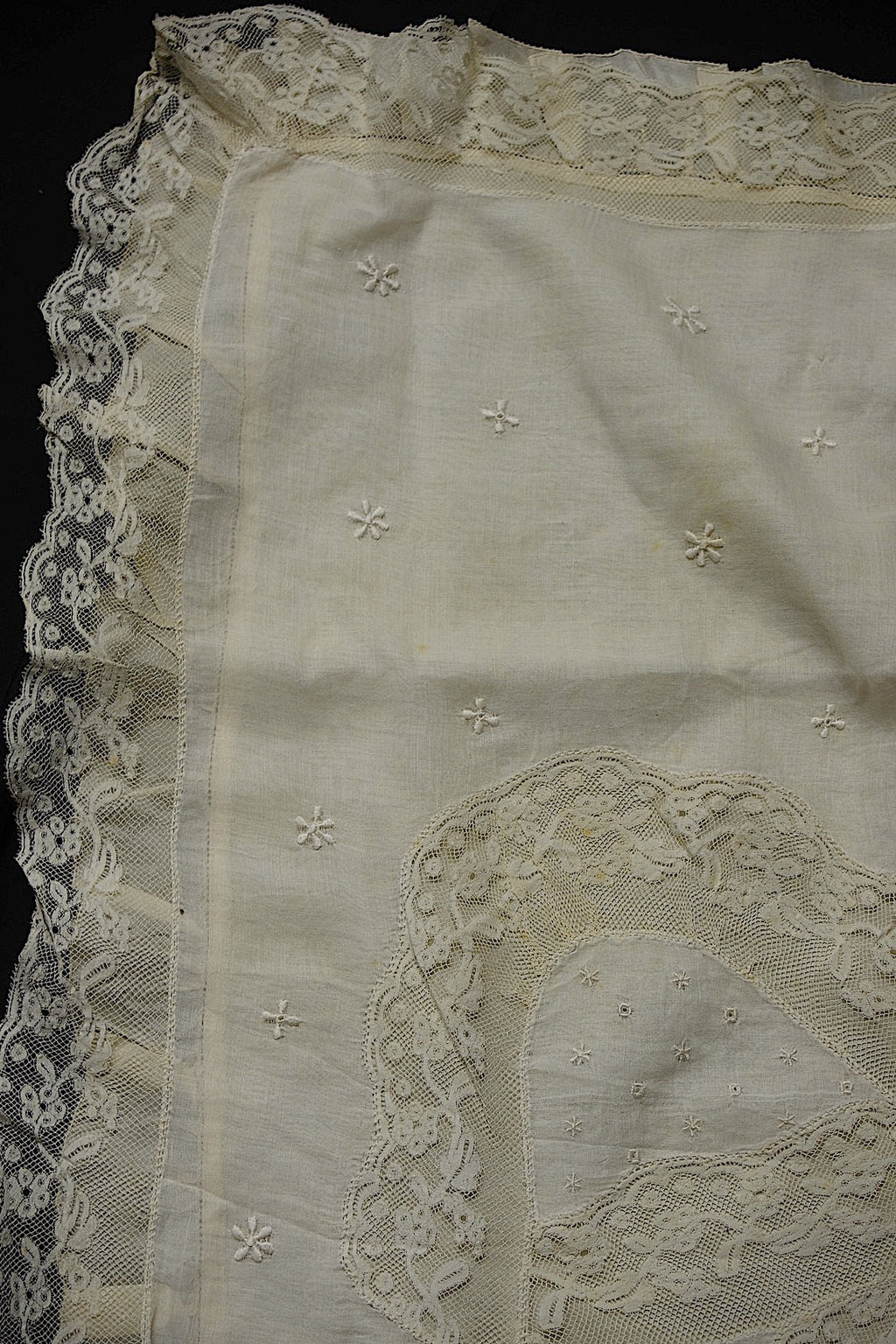 アンティークレース　dentelle ancienne-antique lace クッションカバー .FR a l'epoque