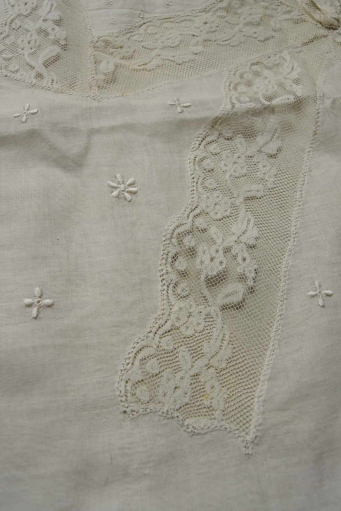 アンティークレース　dentelle ancienne-antique lace クッションカバー .FR a l'epoque