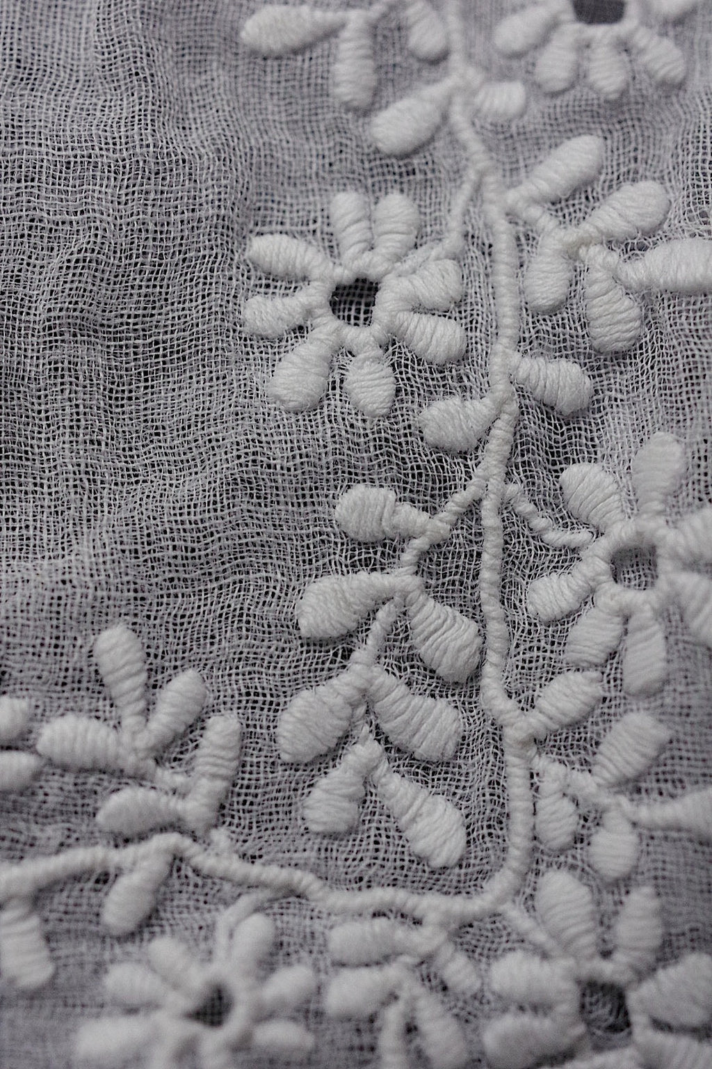 アンティークレース　dentelle ancienne-antique lace　刺繍クロス .FR a l'epoque