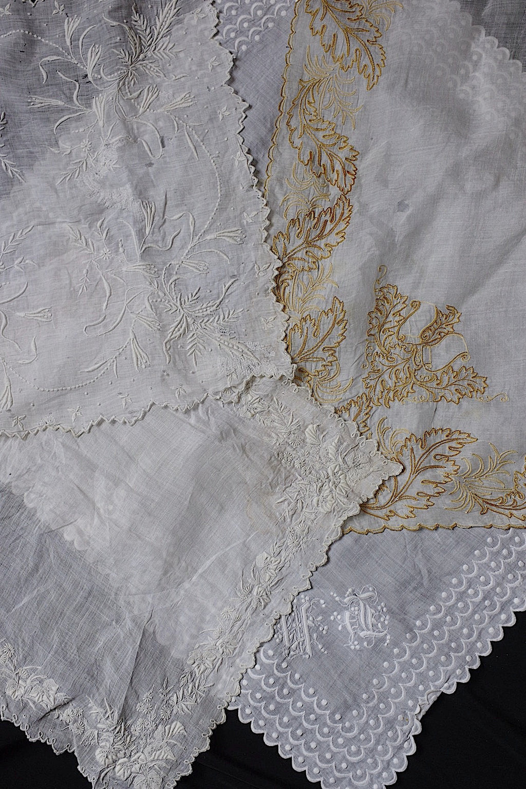アンティークレース　dentelle ancienne-antique lace　刺繍ハンカチlot 素材用 .FR a l'epoque