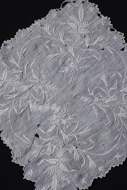アンティークレース　dentelle ancienne-antique lace　刺繍ハンカチlot 素材用 .FR a l'epoque