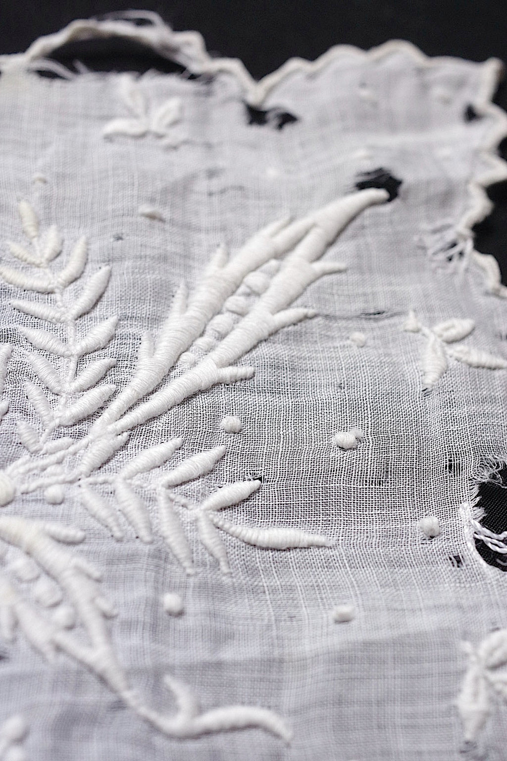 アンティークレース　dentelle ancienne-antique lace　刺繍ハンカチlot 素材用 .FR a l'epoque