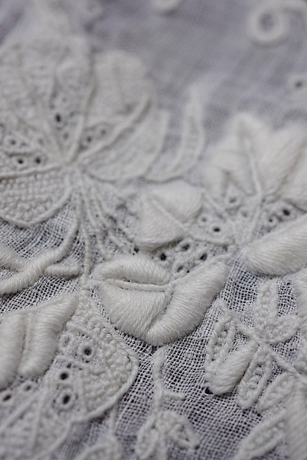 アンティークレース　dentelle ancienne-antique lace　刺繍ハンカチlot 素材用 .FR a l'epoque