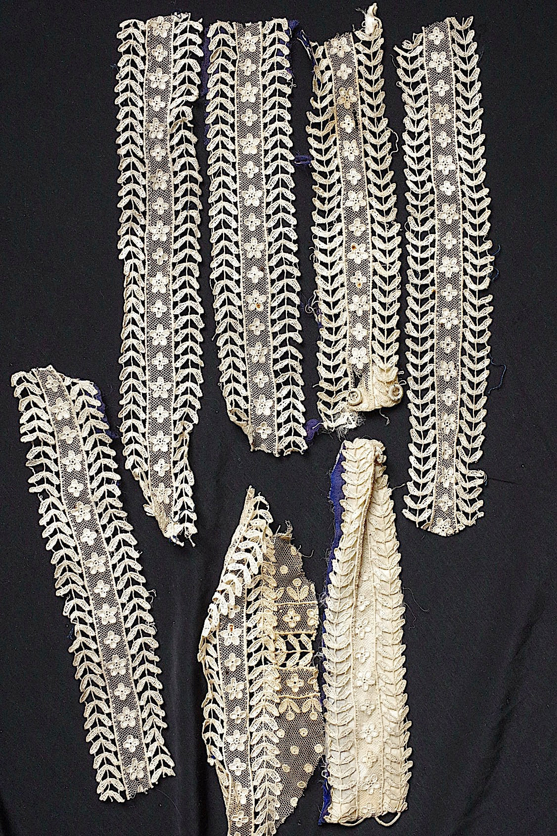 アンティークレース　dentelle ancienne-antique lace　 素材用 .FR a l'epoque