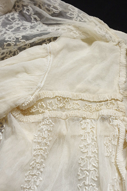 アンティーク子供服　vêtement d'enfant チュールマント .FR a l'epoque