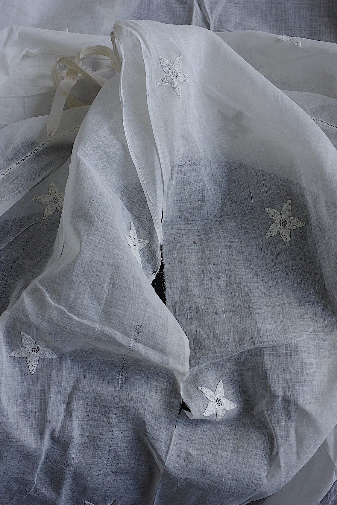 アンティーク天蓋生地　linge de maison　 .FR a l'epoque
