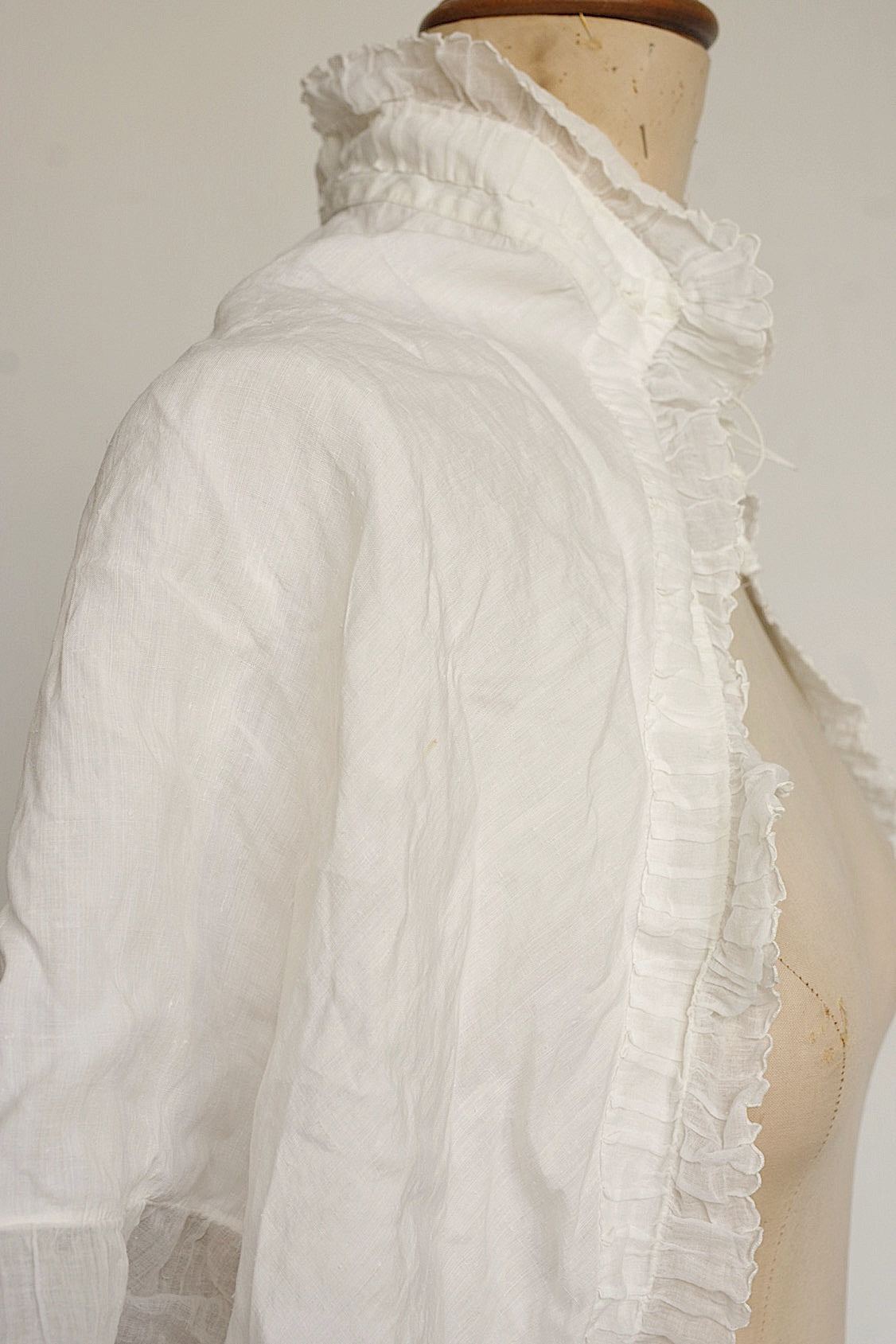 アンティークケープ　antique cape .FR a l'epoque